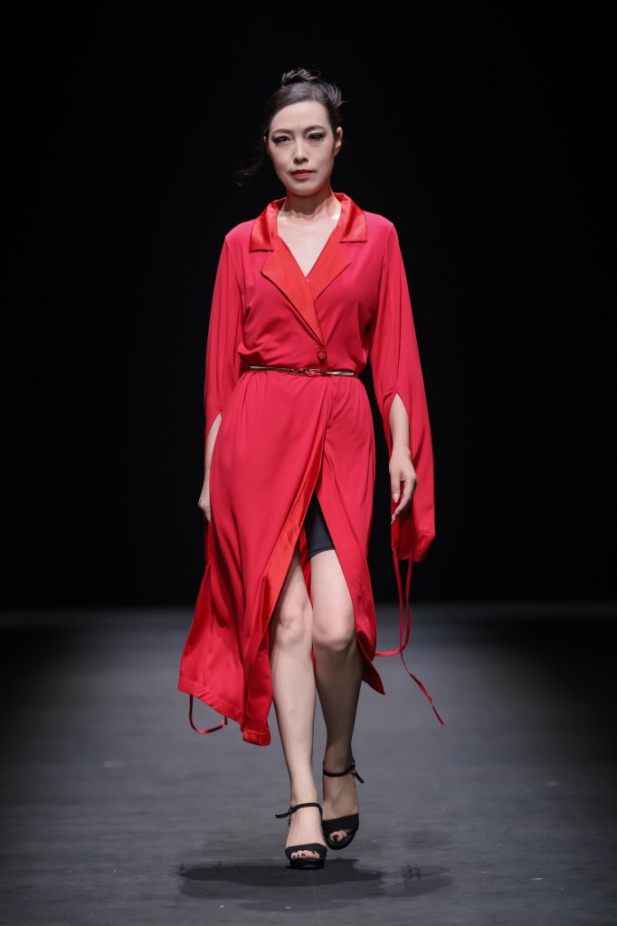 意大莱 · Marina Matskevich 2024春夏高级成衣秀 - Beijing Spring 2024