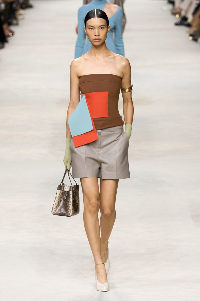 芬迪 Fendi 2024春夏高级成衣秀 - Milan Spring 2024