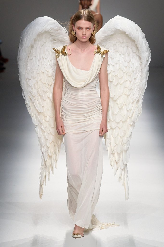 蓝色情人 Blumarine 2024春夏高级成衣秀 - Milan Spring 2024