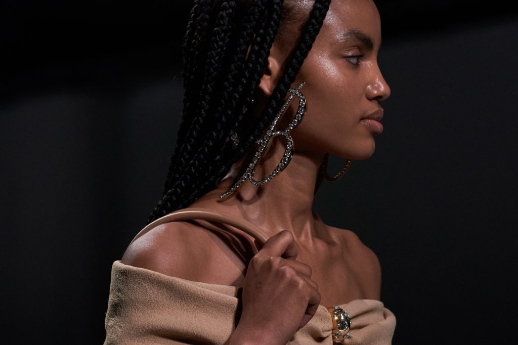 蓝色情人 Blumarine 2024春夏高级成衣秀(细节) - Milan Spring 2024