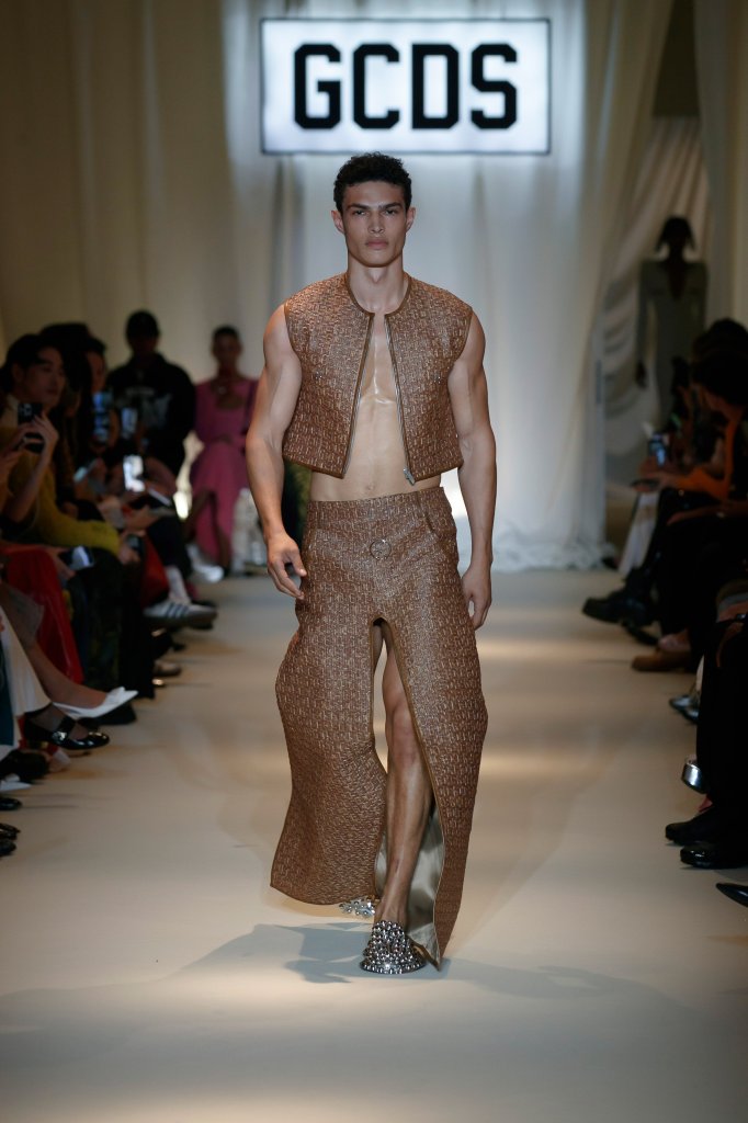 GCDS 2024春夏高级成衣秀 - Milan Spring 2024