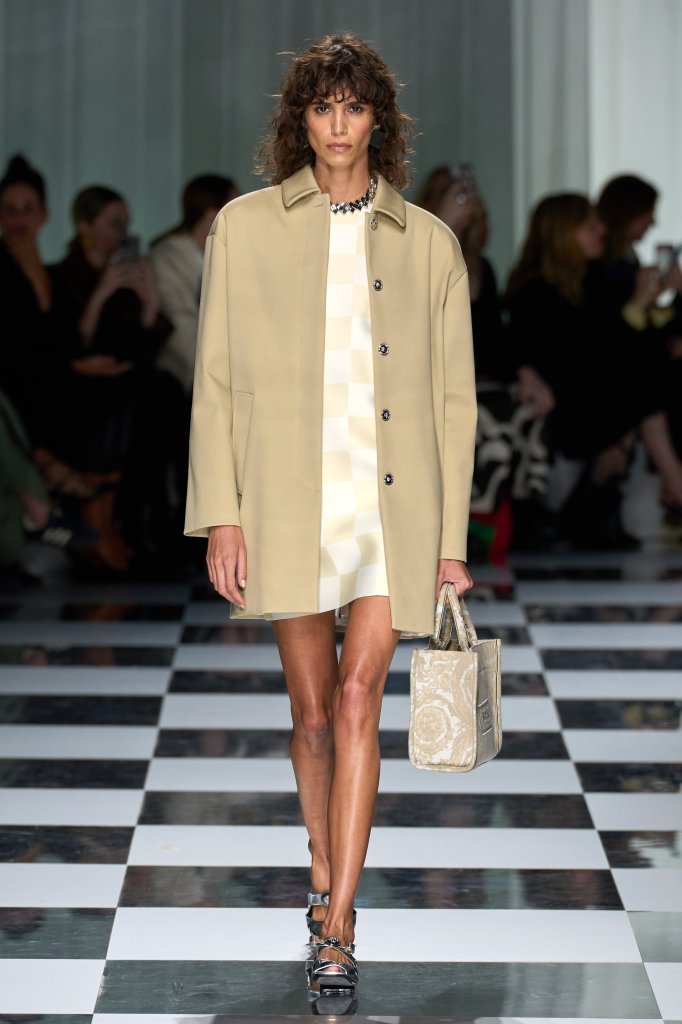 范思哲 Versace 2024春夏高级成衣秀 - Milan Spring 2024