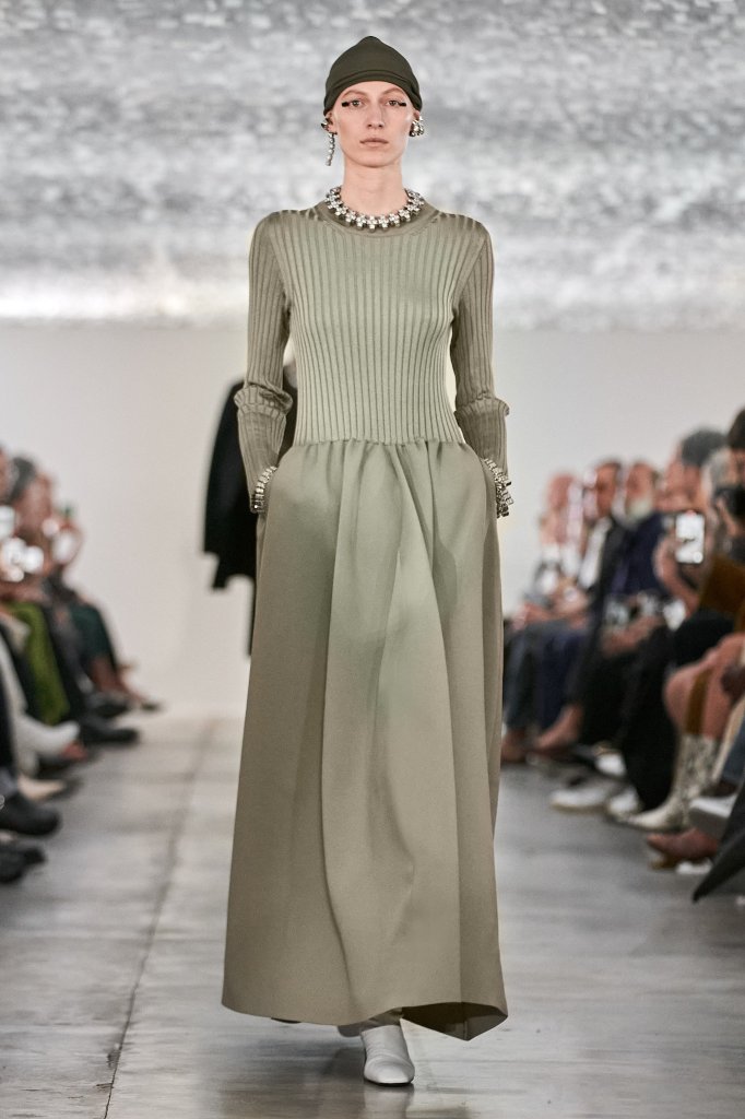 吉尔·桑德 Jil Sander 2024春夏高级成衣秀 - Milan Spring 2024