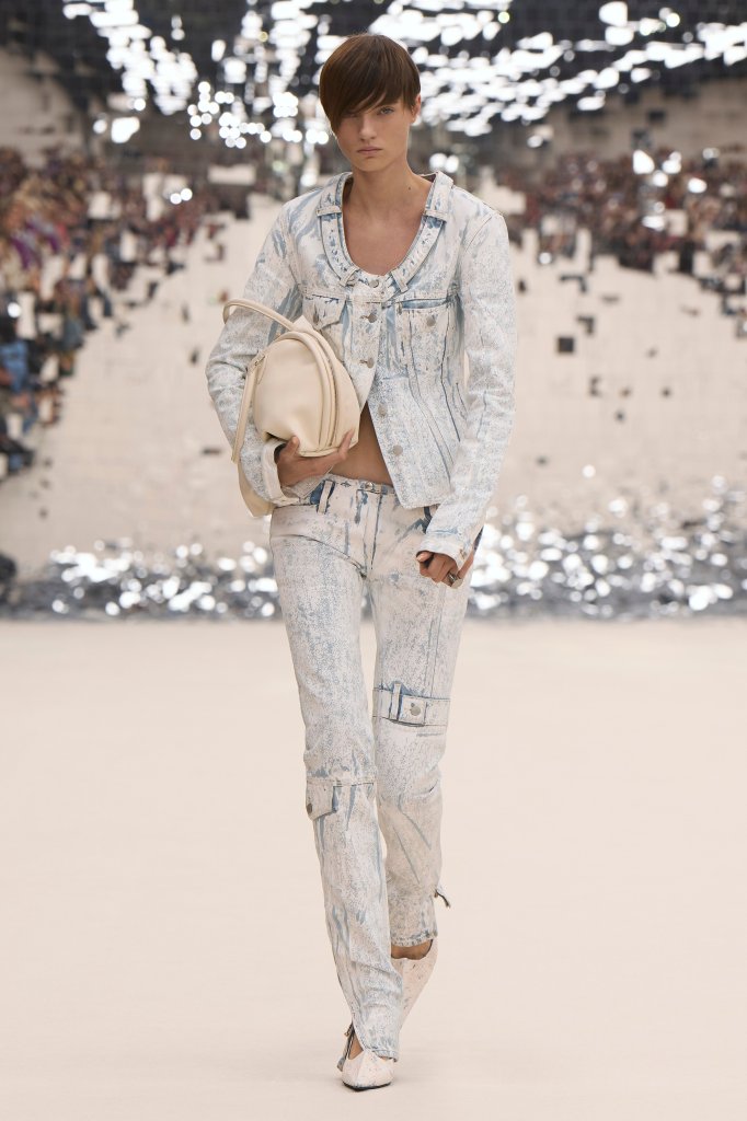 艾克妮 Acne Studios 2024春夏高级成衣秀 - Paris Spring 2024