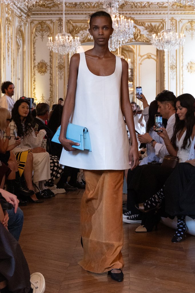 玛尼 Marni 2024春夏高级成衣秀 - Paris Spring 2024