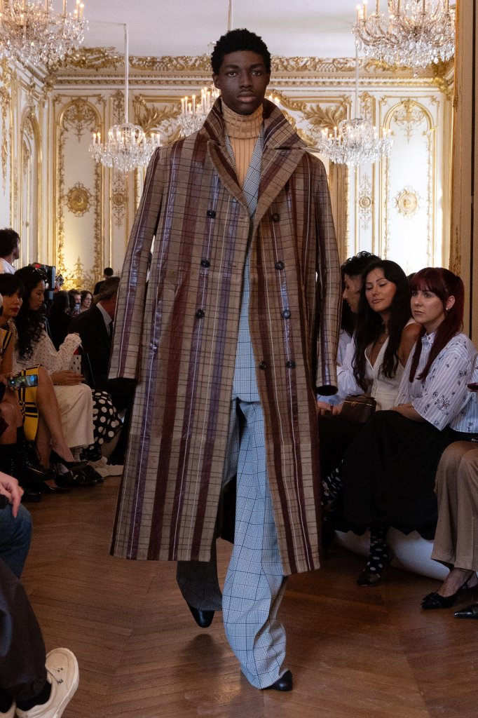 玛尼 Marni 2024春夏高级成衣秀 - Paris Spring 2024