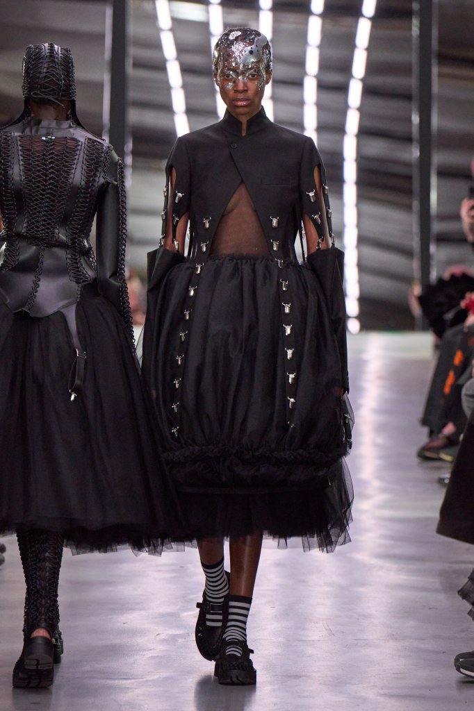 Noir Kei Ninomiya 2024春夏高级成衣秀 - Paris Spring 2024