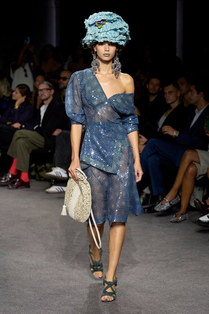 Andreas Kronthaler for Vivienne Westwood 2024春夏高级成衣秀 - Paris Spring 2024