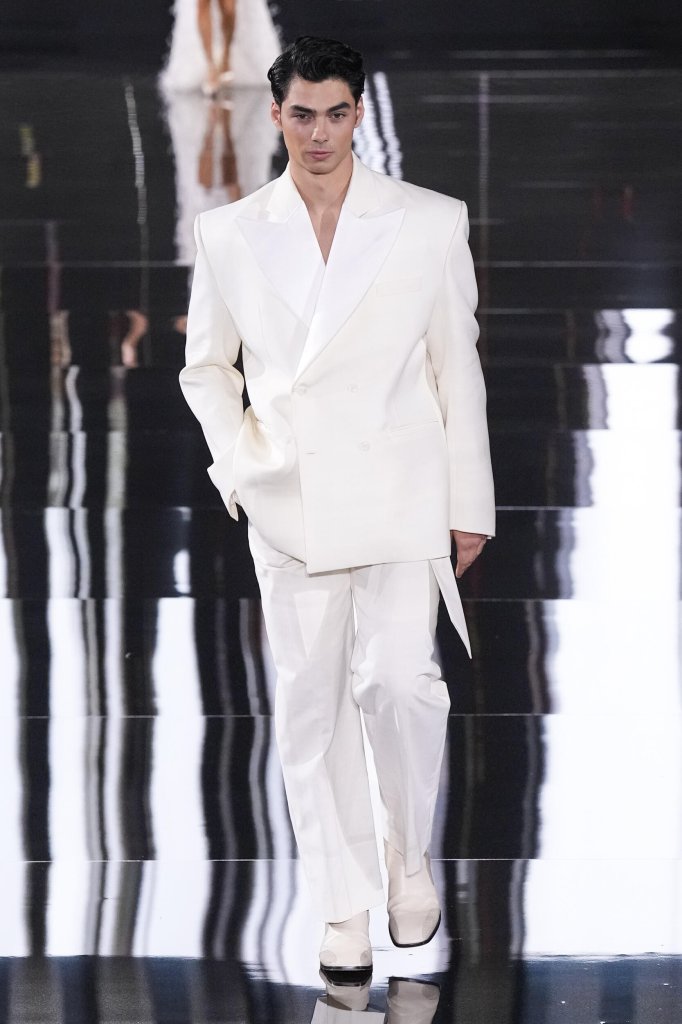 L’OREAL PARIS 2024春夏高级成衣秀 - Paris Spring 2024