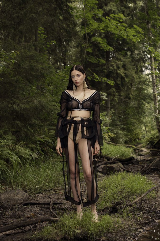 TRIBAL HOTEL 2024春夏高级成衣Lookbook