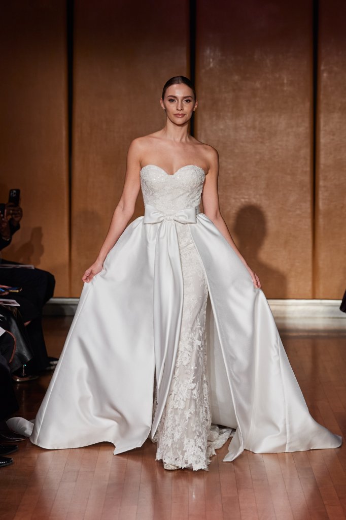 Morilee By Madeline Gardner 2024春夏婚纱礼服秀 - New York Bridal 2024