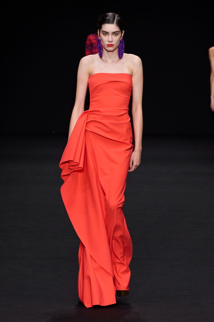 Chiara Boni La Petite Robe 2024春夏高级成衣秀 - Milan Spring 2024