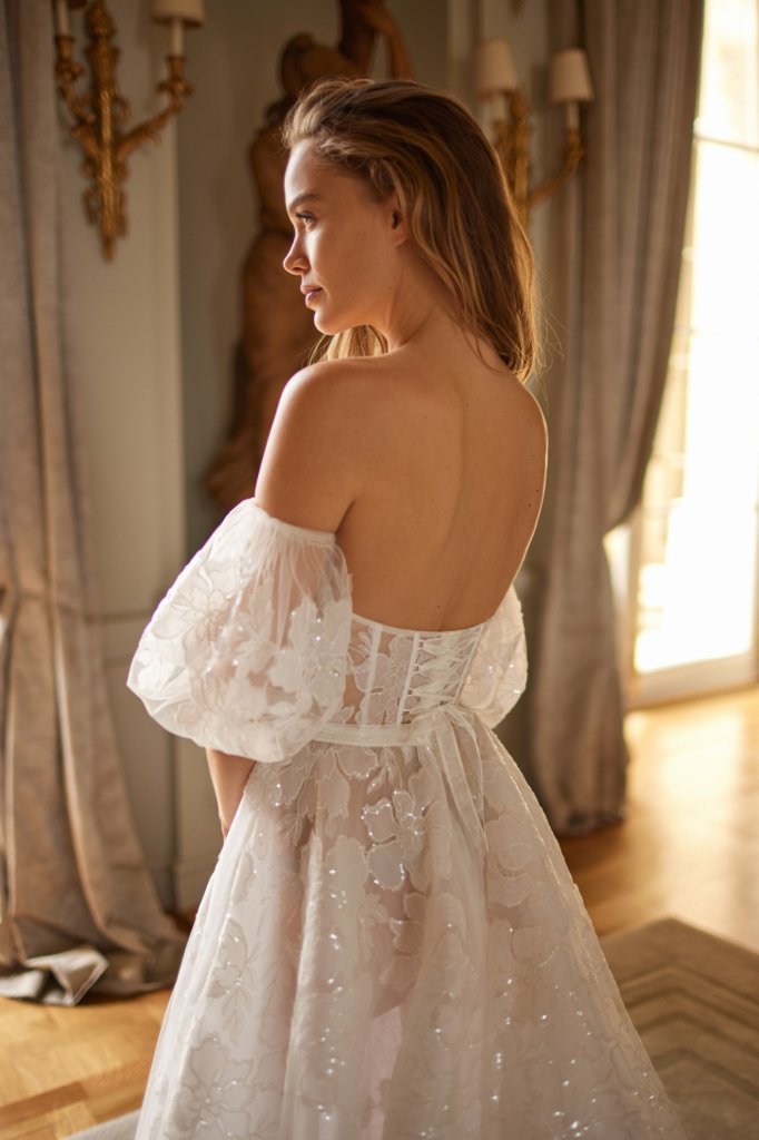 Eisen-Stein 2024春夏婚纱礼服LOOKBOOK
