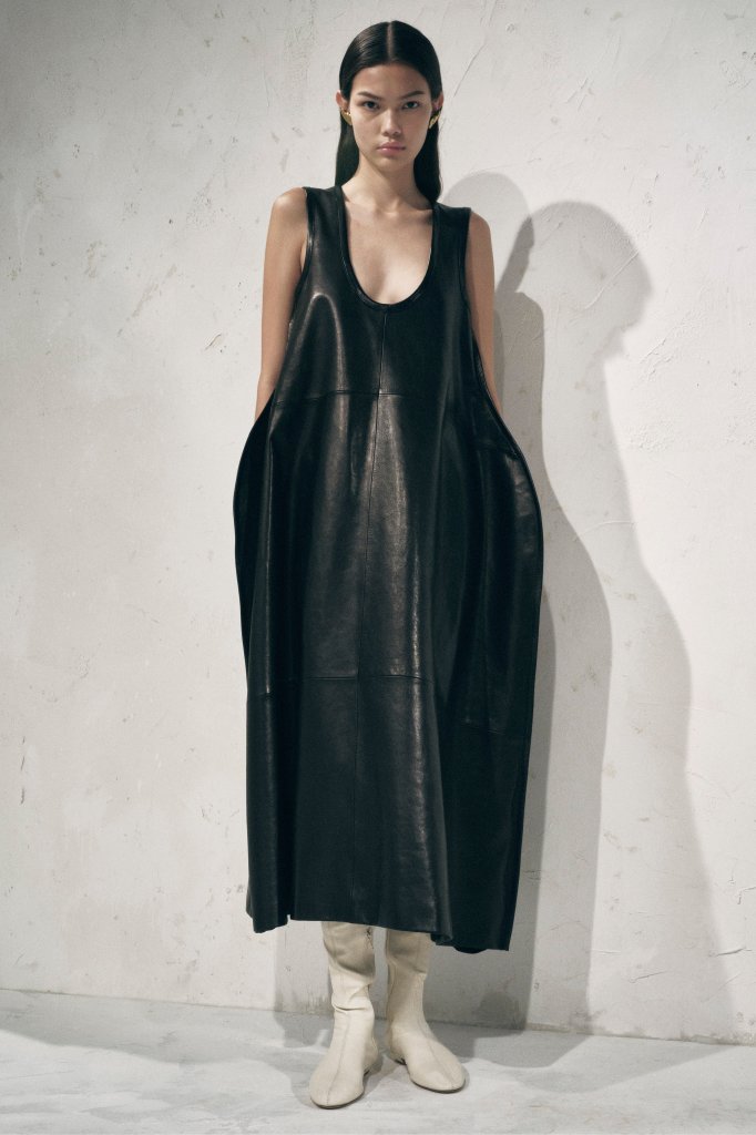 Khaite 2024早秋系列Lookbook(Pre-Fall 2024)