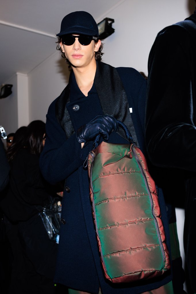 乔治·阿玛尼 Giorgio Armani 2024/25秋冬男装秀(后台妆容) - Milan Fall 2024