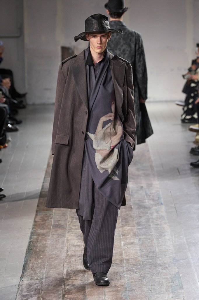 山本耀司 Yohji Yamamoto 2024/25秋冬男装秀 - Paris Fall 2024