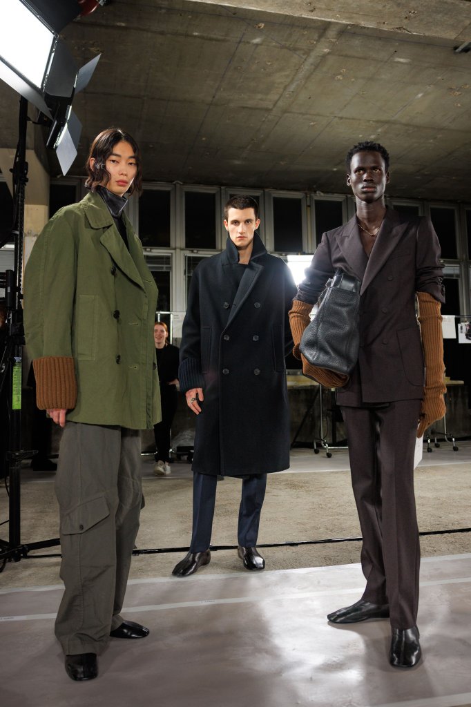 德赖斯·范诺顿 Dries Van Noten 2024/25秋冬男装秀(后台妆容) - Paris Fall 2024