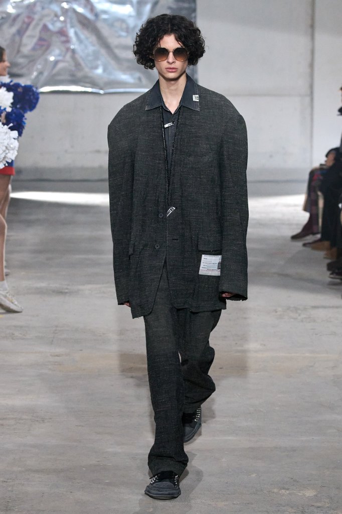 Maison Mihara Yasuhiro 2024/25秋冬男装秀 - Paris Fall 2024