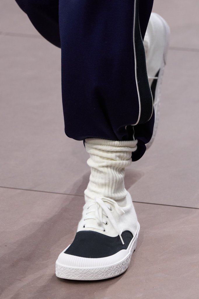  罗威 Loewe 西班牙 Spain 马德里 Madrid 秀场细节(Details) 2024/25秋冬 2024/25 A/W 男装