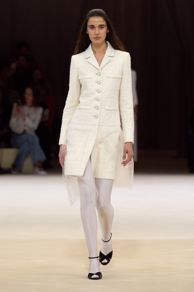  香奈儿 Chanel 法国 France 巴黎 Paris 走秀(Runway) 2024春夏高级定制 Couture Spring 2024 女装 毛呢大衣 Wool Coat 女装