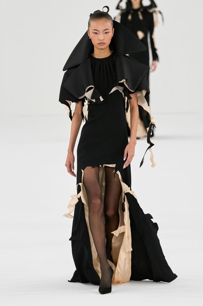 维果罗夫 Viktor & Rolf 2024春夏高级定制秀 - Couture Spring 2024