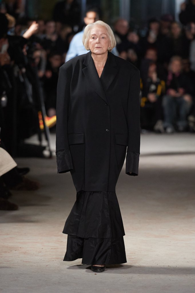 Richert Beil 2024/25秋冬高级成衣秀 - Berlin Fall 2024