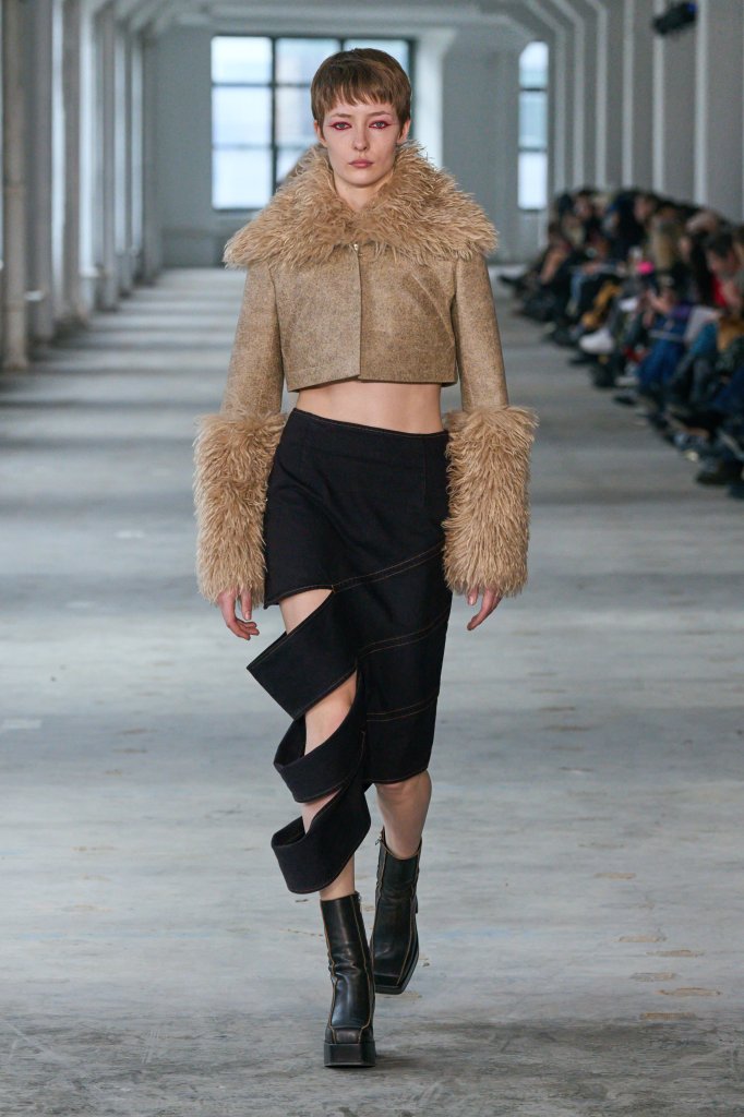 Eckhaus Latta 2024/25秋冬高级成衣秀 - New York Fall 2024