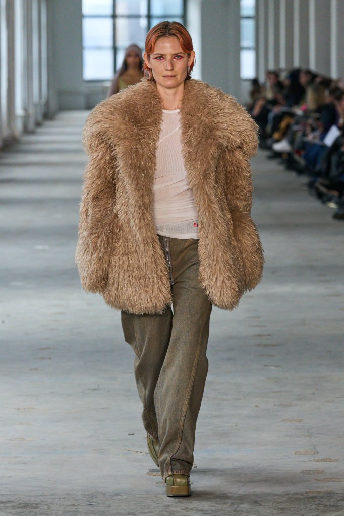 Eckhaus Latta 2024/25秋冬高级成衣秀 - New York Fall 2024