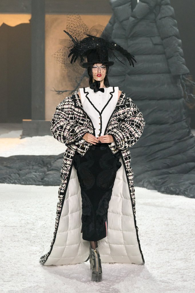 桑姆·布郎尼 Thom Browne 2024/25秋冬高级成衣秀 - New York Fall 2024