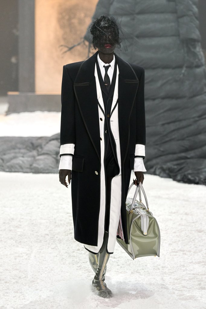 桑姆·布郎尼 Thom Browne 2024/25秋冬高级成衣秀 - New York Fall 2024