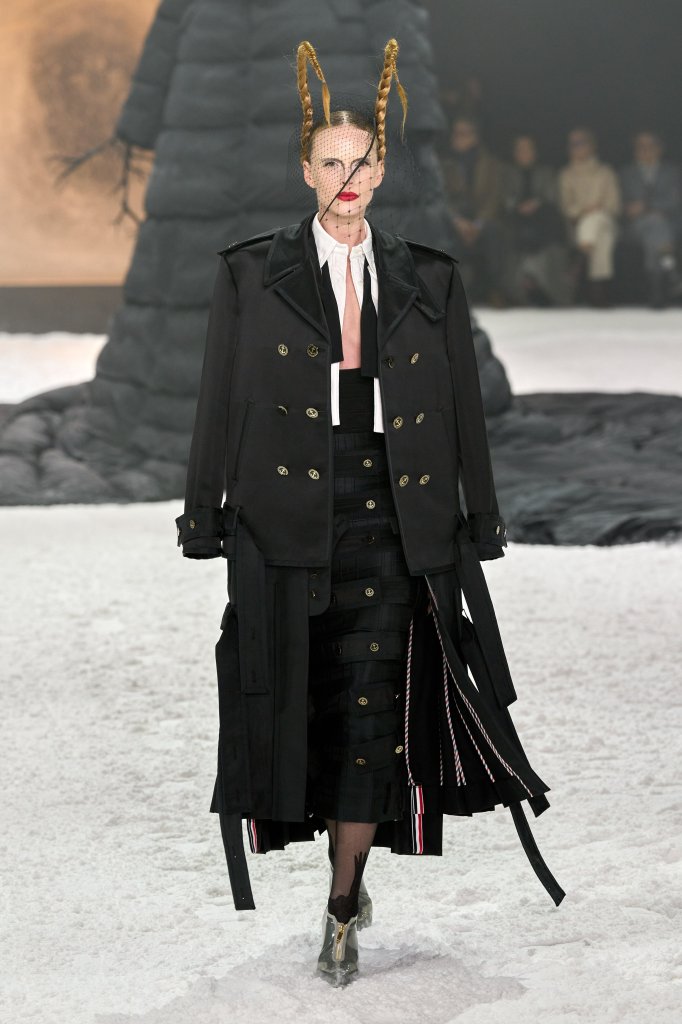 桑姆·布郎尼 Thom Browne 2024/25秋冬高级成衣秀 - New York Fall 2024