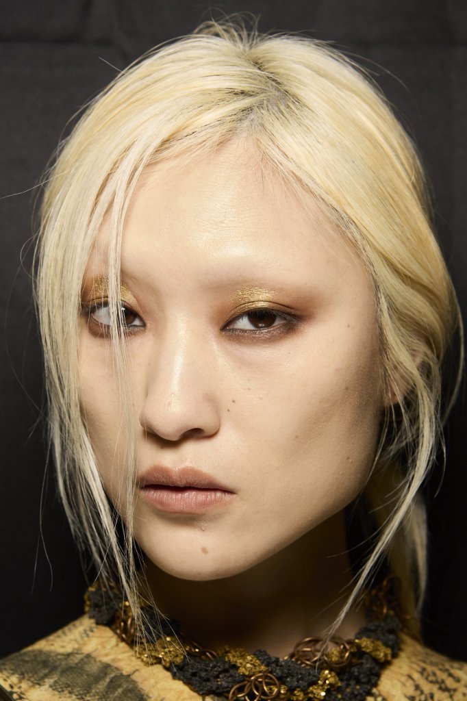 Knwls 2024/25秋冬高级成衣秀(后台妆容) - London Fall 2024