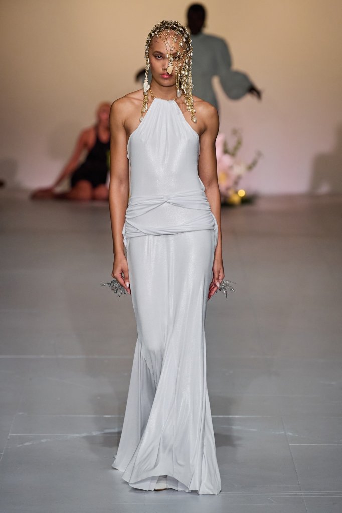 Di Petsa 2024/25秋冬高级成衣秀 - London Fall 2024