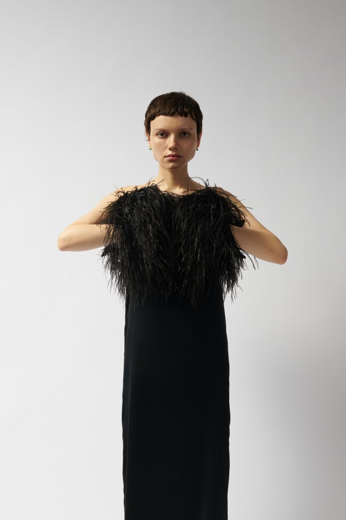 雪伦&middot;沃可布 Sharon Wauchob 2024/25秋冬高级成衣Lookbook