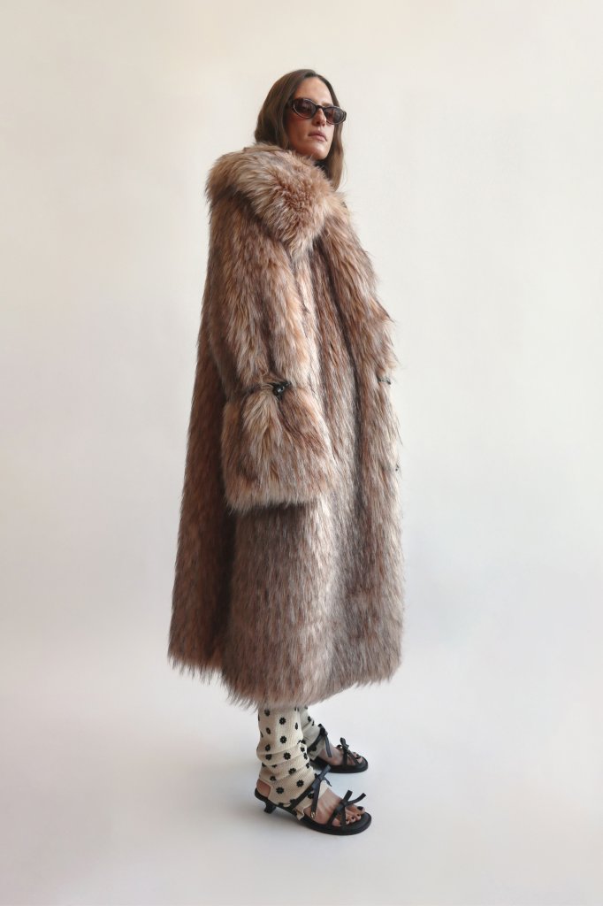  玛莱娜·比格尔 By Malene Birger 丹麦 Danmark 哥本哈根 Copenhagen Lookbook 2024/25秋冬 2024/25 A/W 女装 毛皮大衣 Fur Coat 女装