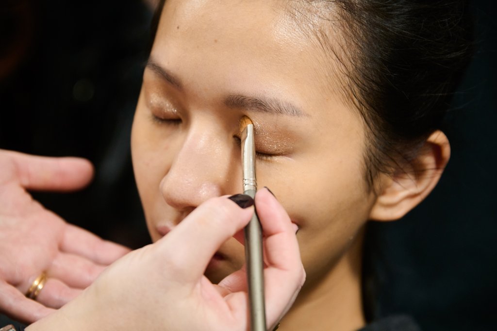 保罗&middot;科斯特洛 Paul Costelloe 2024/25秋冬高级成衣秀(后台妆容) - London Fall 2024