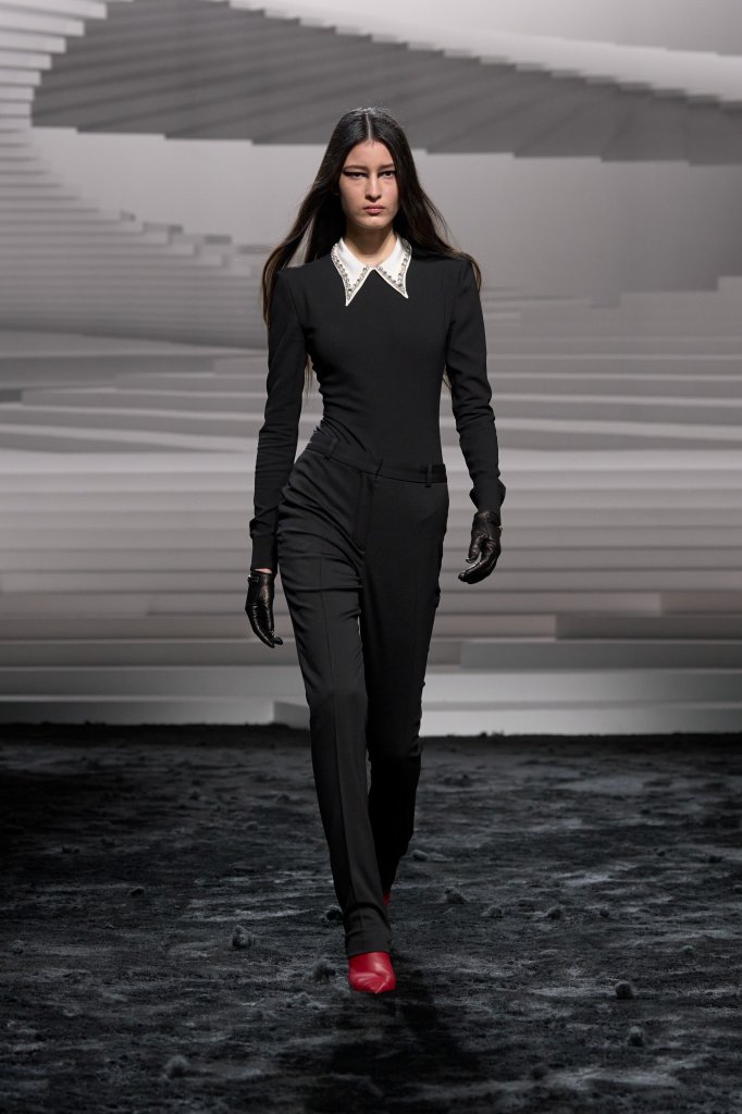 范思哲 Versace 2024/25秋冬高级成衣秀 - Milan Fall 2024