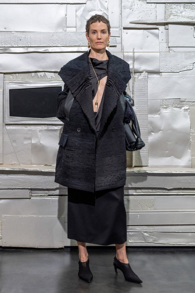  Litkovskaya Litkovskaya 乌克兰 Ukraine 基辅 Kyiv 走秀(Runway) 2024/25秋冬 2024/25 A/W 女装 毛呢大衣 Wool Coat 铅笔裙 Pencil Skirt 女装