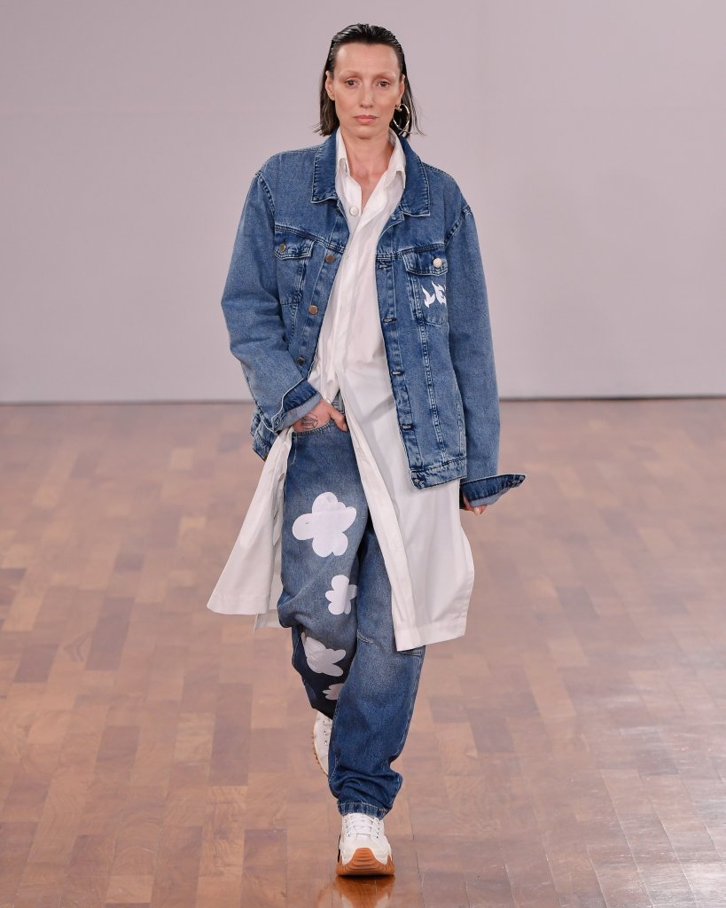  Led Led 走秀(Runway) 2025春夏 2025 S/S 女装 女士裤装 Pantsuit 女装 女士裤装 Pantsuit 女装
