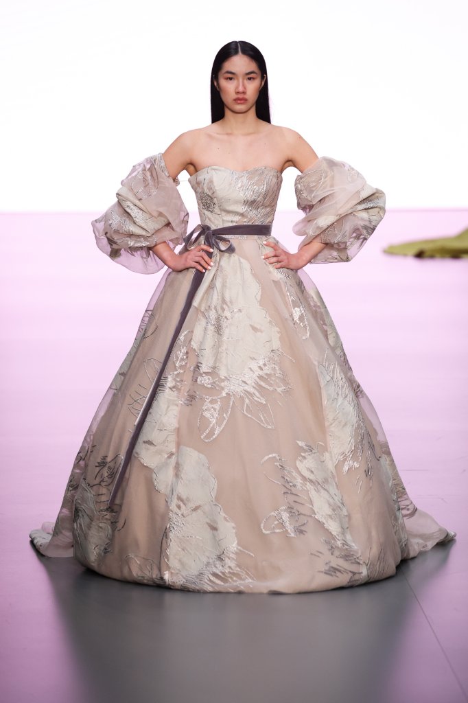 Serina Bridal 2025春夏婚纱礼服秀 - Barcelona Bridal 2025