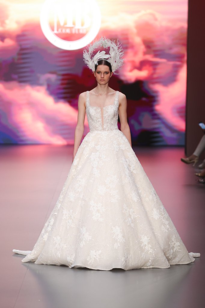 Madam Burcu 2025春夏婚纱礼服秀 - Barcelona Bridal 2025