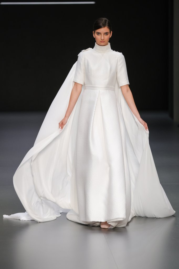 Raquel López 2025春夏婚纱礼服秀 - Barcelona Bridal 2025