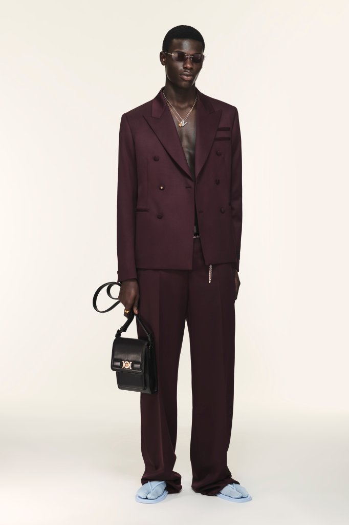 范思哲 Versace 2025早春男装度假系列Lookbook