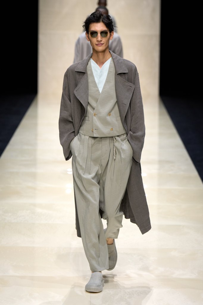 乔治·阿玛尼 Giorgio Armani 2025春夏男装秀 - Milan Spring 2025