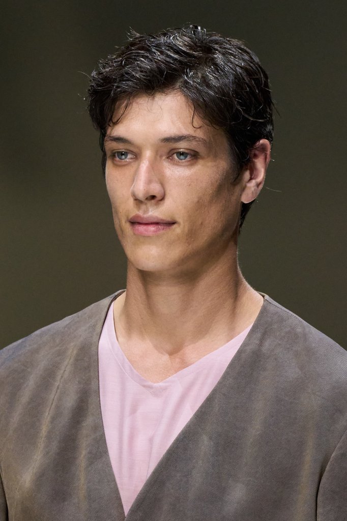 乔治·阿玛尼 Giorgio Armani 2025春夏男装秀(细节) - Milan Spring 2025