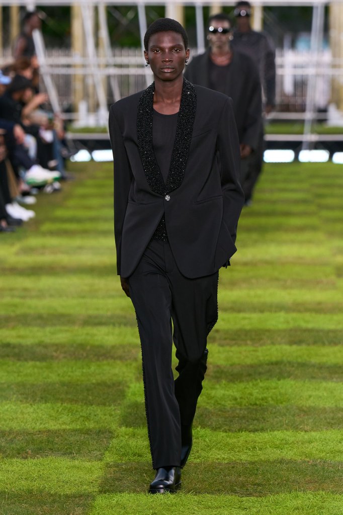 路易·威登 Louis Vuitton 2025春夏男装秀 Paris Spring 2025天天时装口袋里的时尚指南