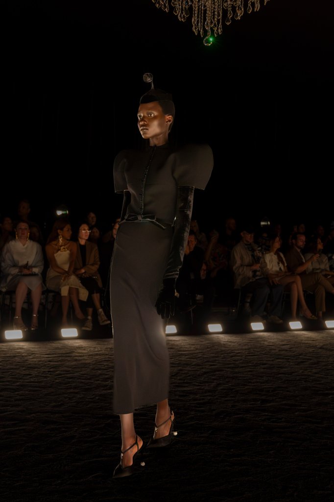 夏帕瑞丽 Schiaparelli 2024/25秋冬高级定制秀 - Couture Fall 2024