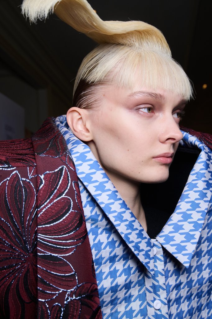 维果罗夫 Viktor & Rolf 2024/25秋冬高级定制秀(后台妆容) - Couture Fall 2024