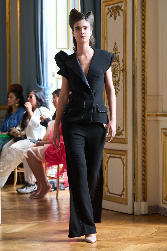 Peet Dullaert 2024/25秋冬高级定制秀 - Couture Fall 2024