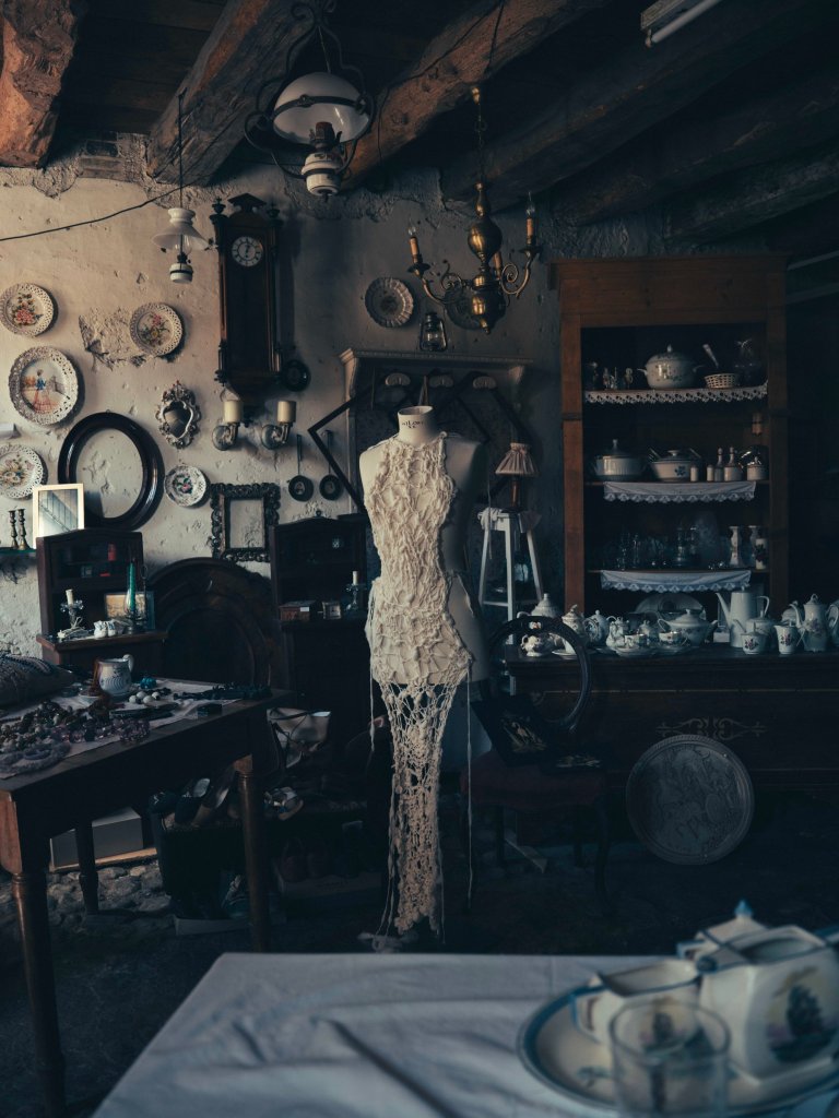 KAKAN 2025春夏女装Lookbook